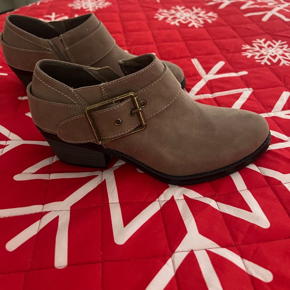 Croft And Barrow Booties. New Without Box. - image 1